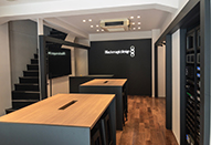 「Blackmagic Design After School」大阪ショールームにて開始