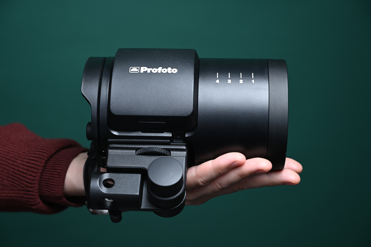 解析特集】世界最小のコードレスオフカメラ・フラッシュ Profoto B10 AirTTL | 製品レビュー | Shuffle by  COMMERCIAL PHOTO