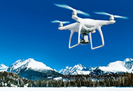 アマナビが1月の「アマナドローン空撮講座 1泊2日合宿」と「無料体験説明会」の受講生を募集